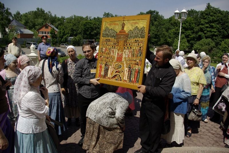 Возвращение в храм праздничной иконы Возвращение в храм праздничной иконы